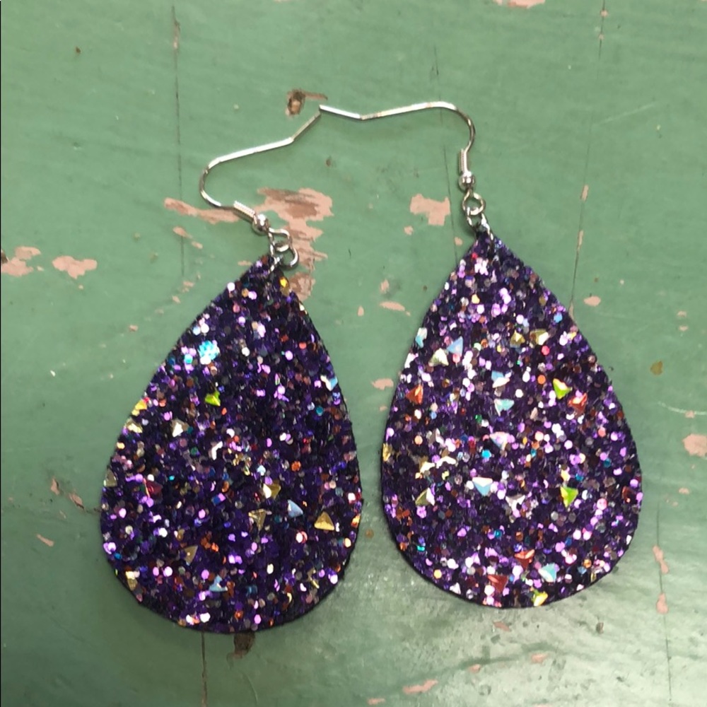 NWT GLITTER EARRINGS